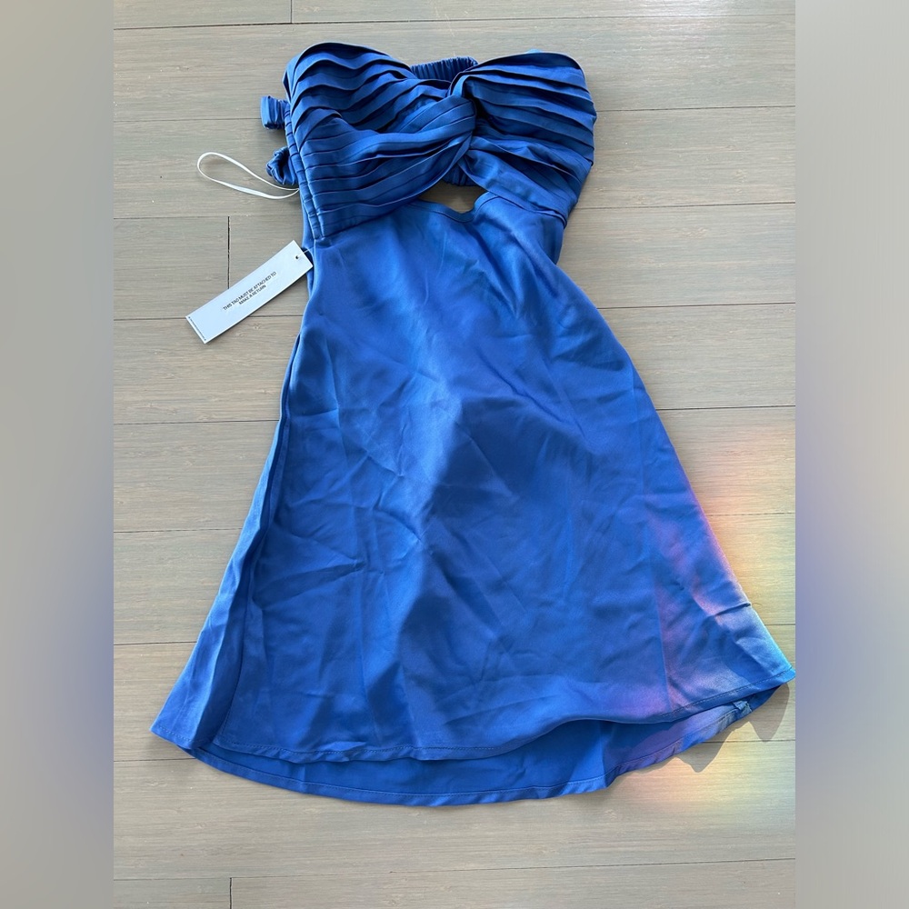 NWT - SHELLIE MINI DRESS BLUE